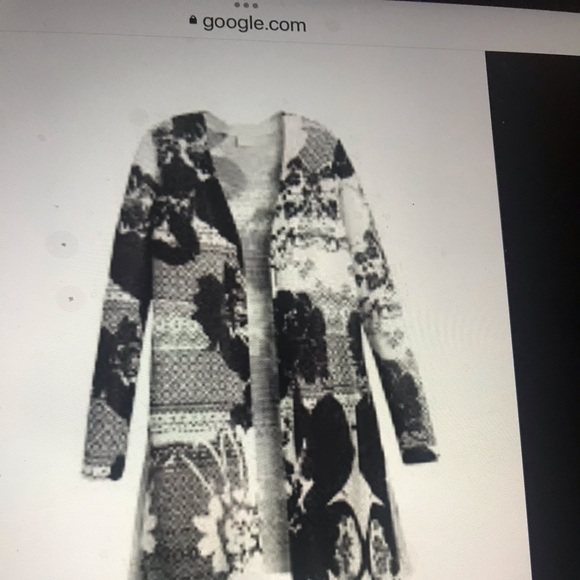Sweaters - Chico’s NWTags Printed Kareema Cardigan